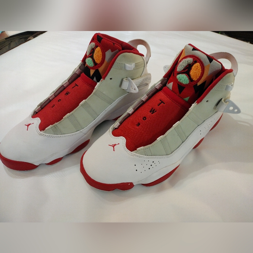 Jordan six rings